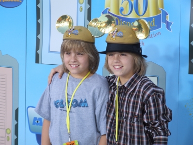 disneythingy2.jpg